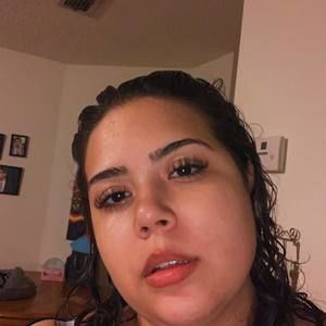 Meet your Posher, Celena